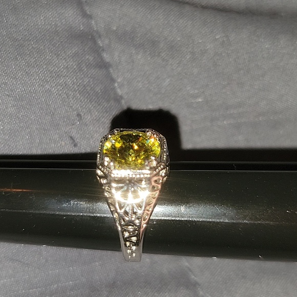 Yellow Stone Ring - Picture 6 of 7
